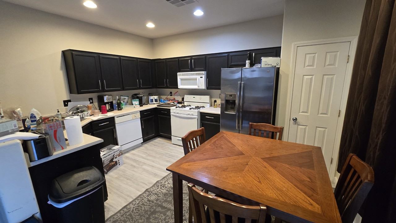 599 Breezy Sage Ct #B - Photo 3 of 9