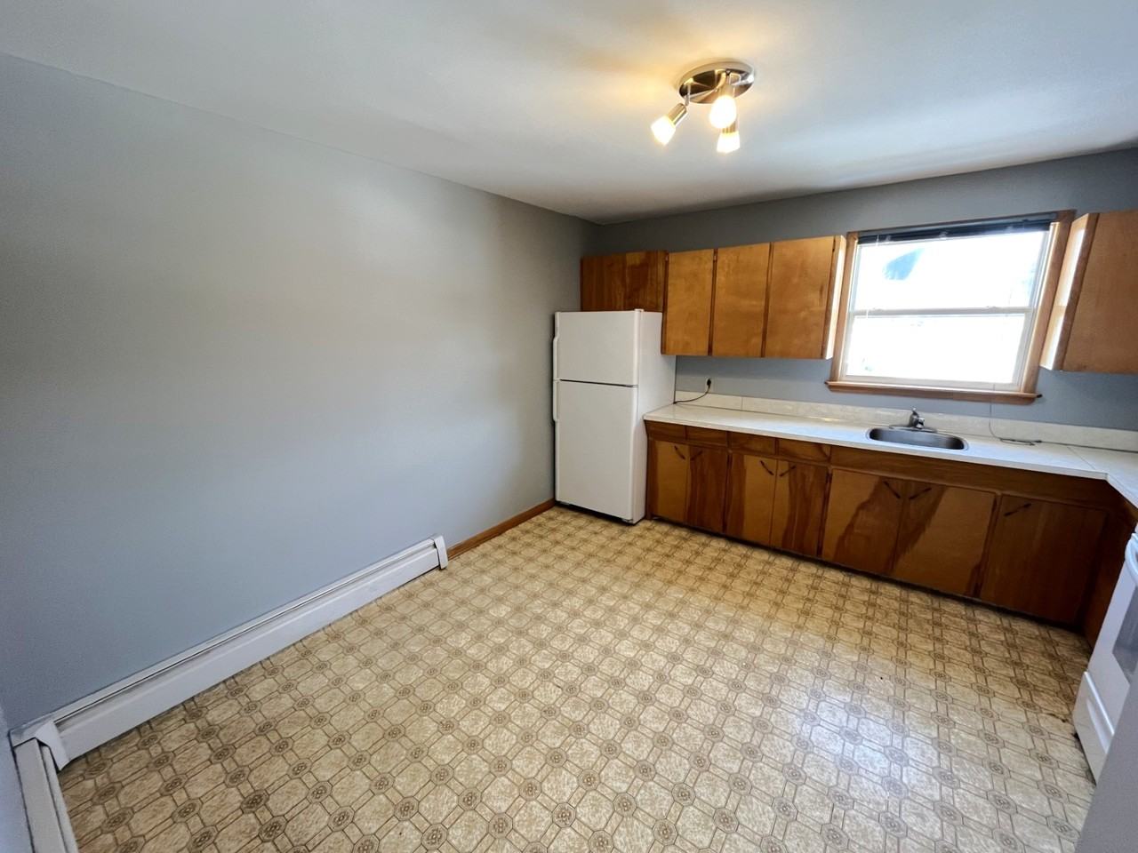 34 Church St #6 - Photo 3 of 12