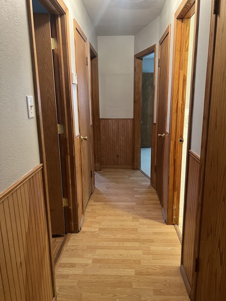 425 S Dallas Ave #1 - Photo 7 of 14