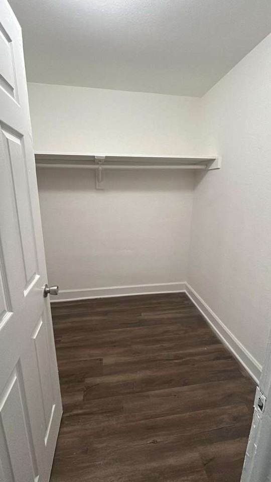 1305 N. Fiske Blvd105 #1305-105 - Photo 4 of 7