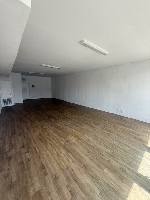 1122 Morgan Ave #1122 - Photo 3 of 6