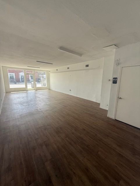 1122 Morgan Ave #1122 - Photo 4 of 6