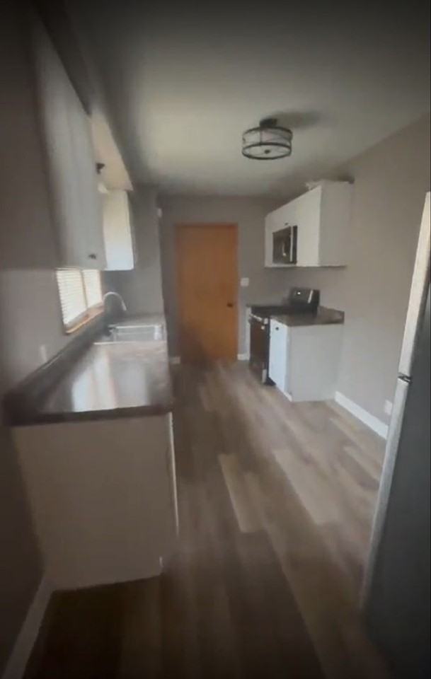 8902 W Silver Spring Dr - Photo 3 of 6