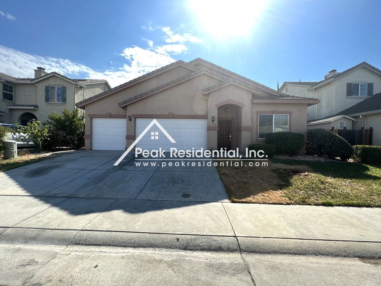 6605 Rabbit Hollow Way - Photo 2 of 25