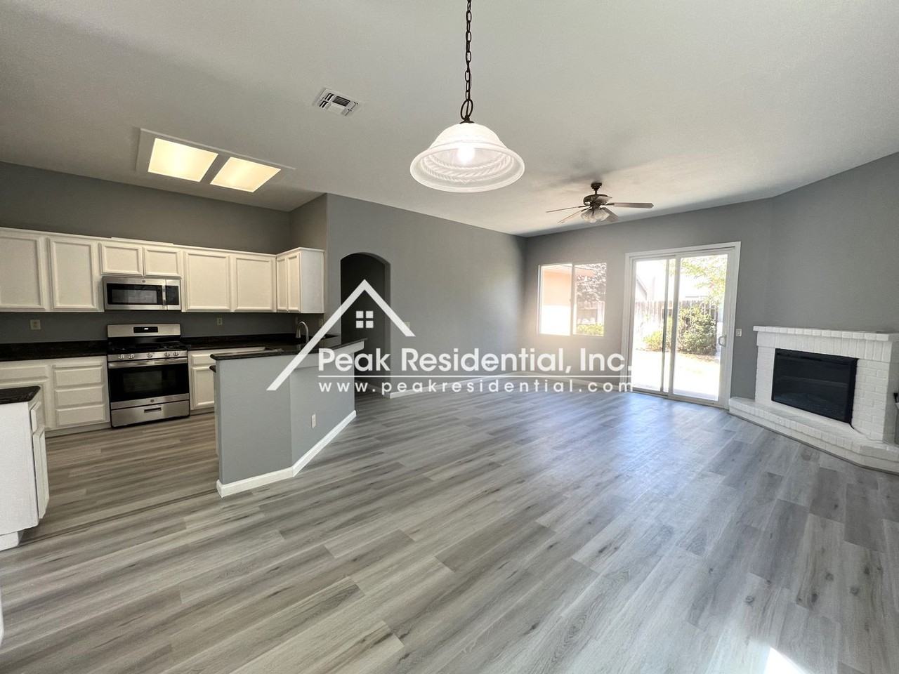 6605 Rabbit Hollow Way - Photo 7 of 25