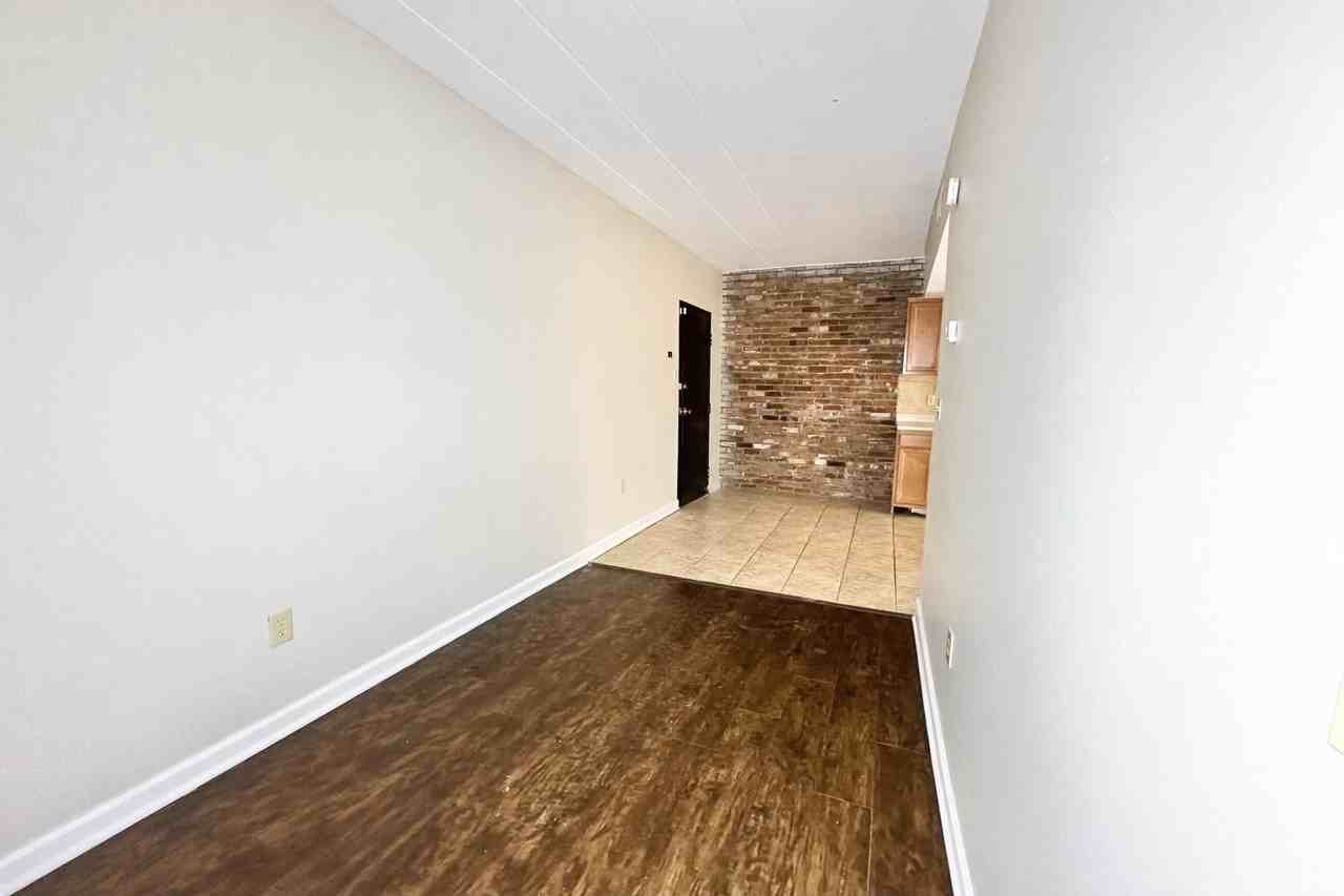 285 MOON CLINTON ROADAPT 11 #11 - Photo 3 of 8