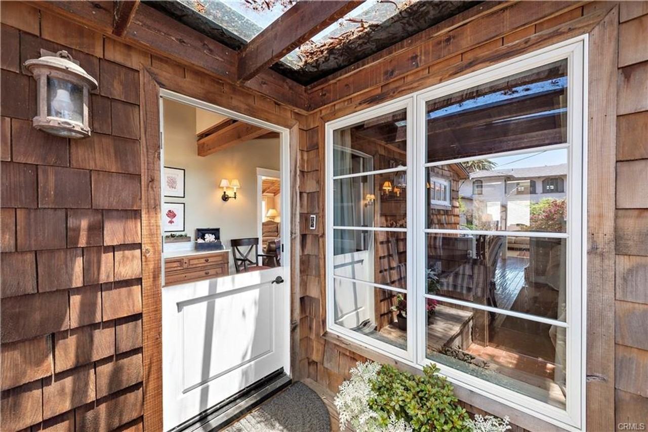 399 Pearl St - Photo 4 of 46