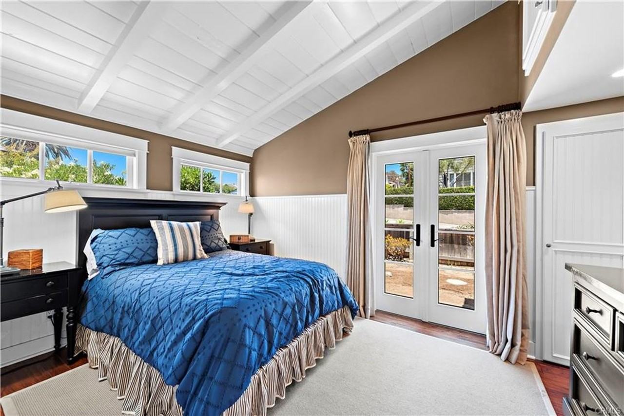 399 Pearl St - Photo 6 of 46