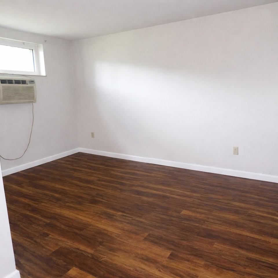 284 MOON CLINTON ROADAPT 2 #2 - Photo 3 of 7