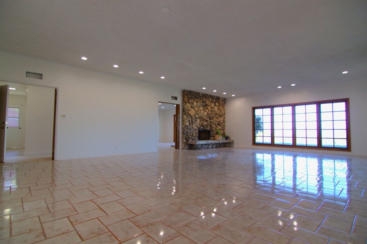 22503 Charlestown Dr - Photo 7 of 30