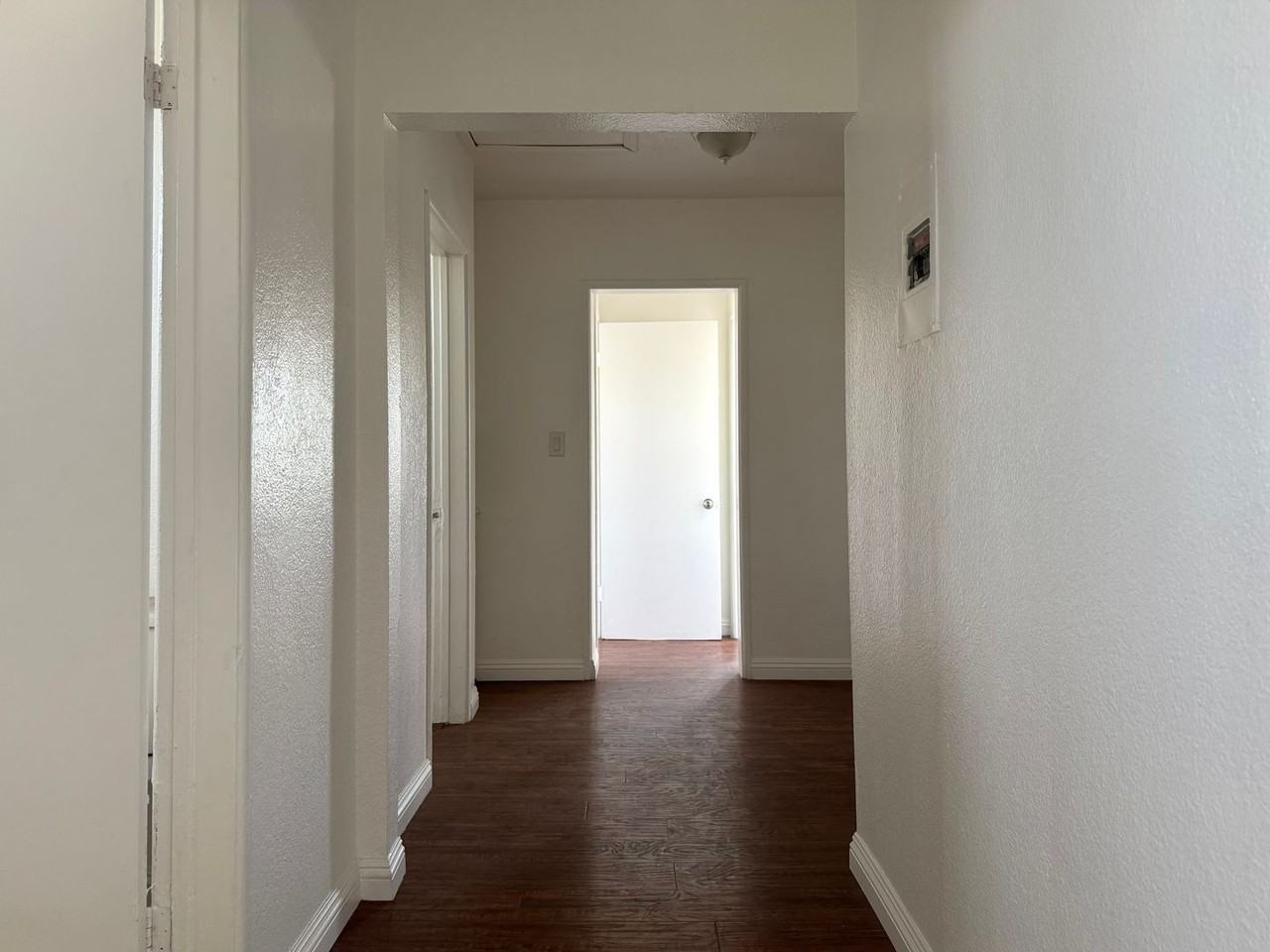 10705 S Figueroa St #10 - Photo 7 of 16