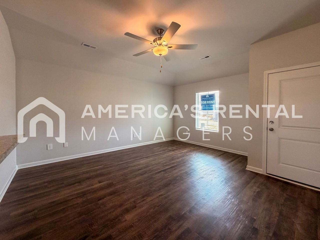 4025 Mckenzie Dr Sw - Photo 7 of 35