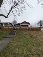 featured image of 1701 W Cameron St