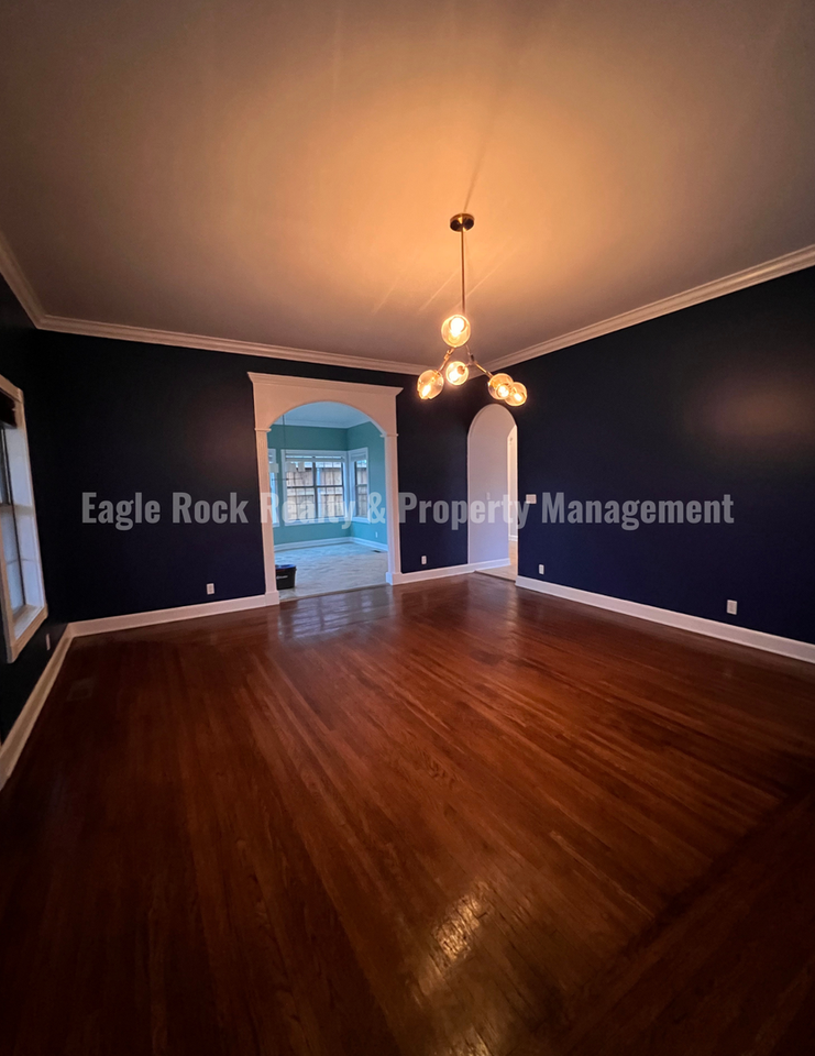 1701 W Cameron St - Photo 4 of 42