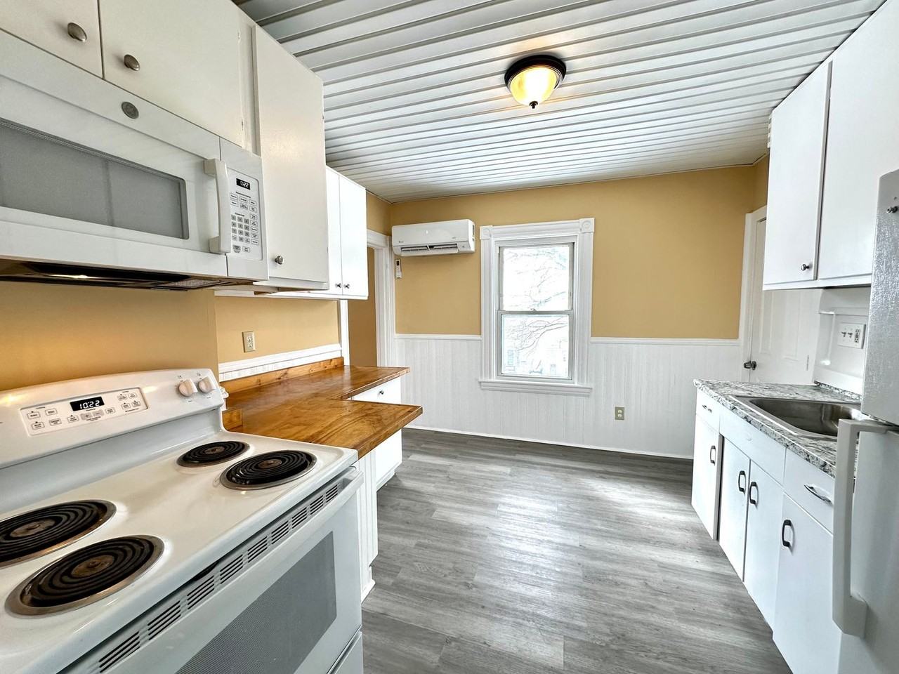 101 Daniels Ave - Photo 2 of 26