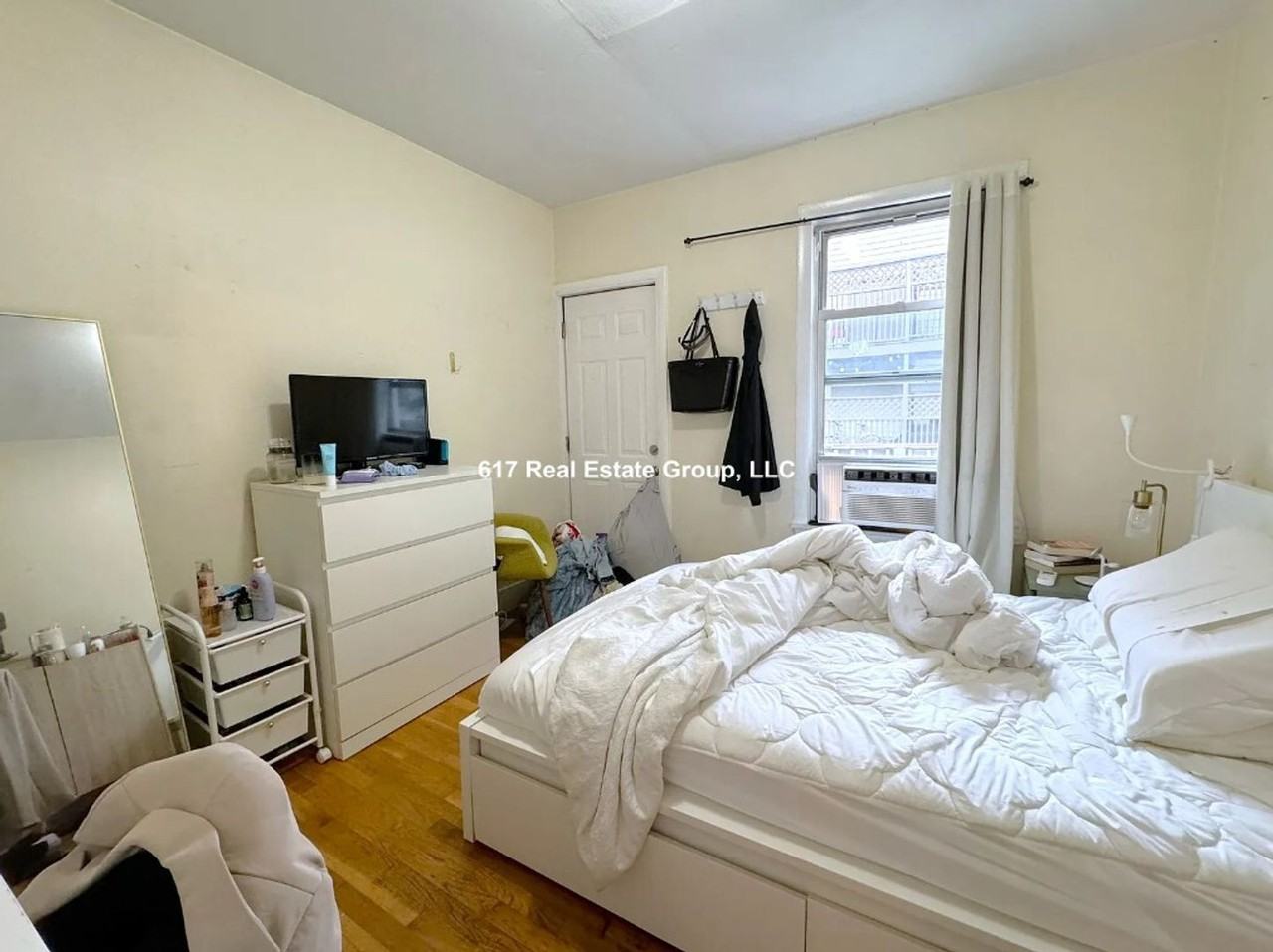 212 Freeman St - Photo 6 of 11