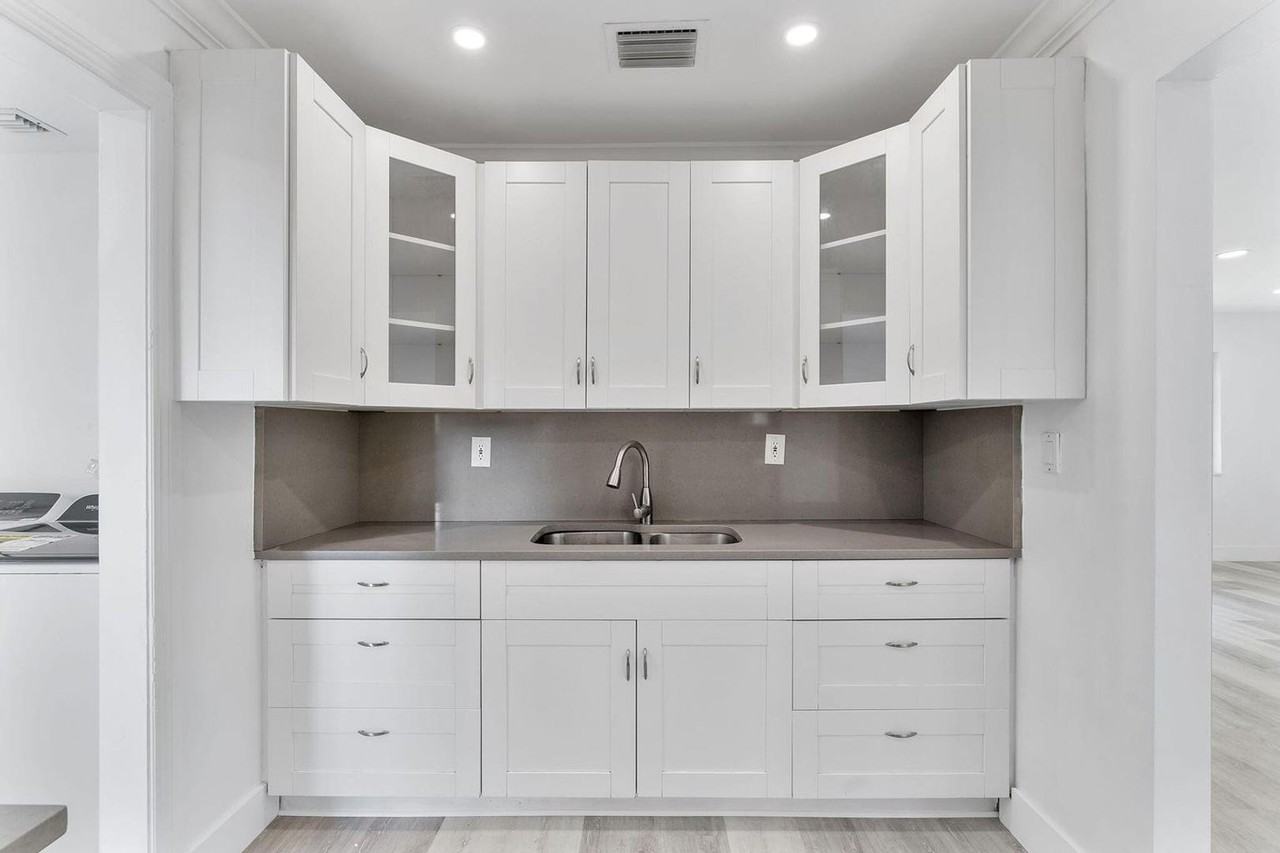 534 Nw 3rd Ter - Photo 4 of 10