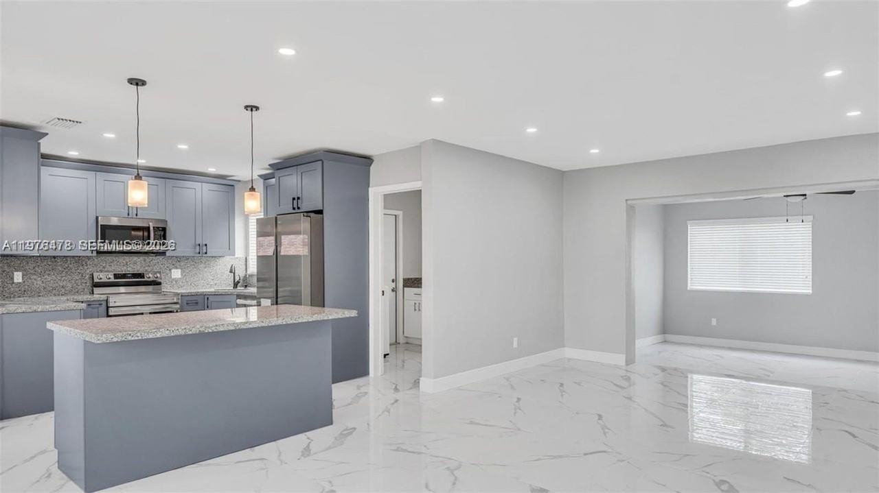 1120 Nw 184th Dr - Photo 2 of 10