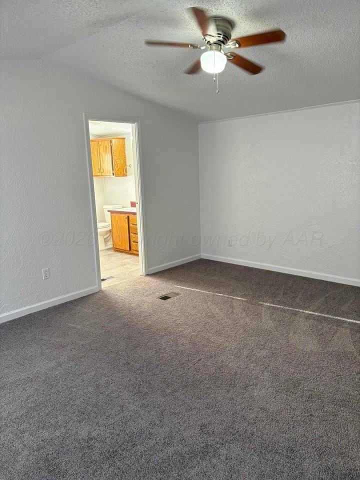 14900 W Us Highway 60 - Photo 3 of 10