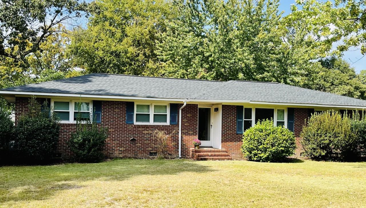 461 E Boundary Ave Se - Photo 2 of 12