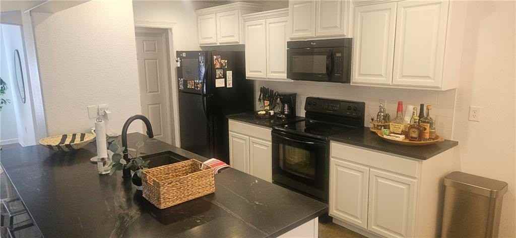 1290 N Sang Ave - Photo 6 of 19