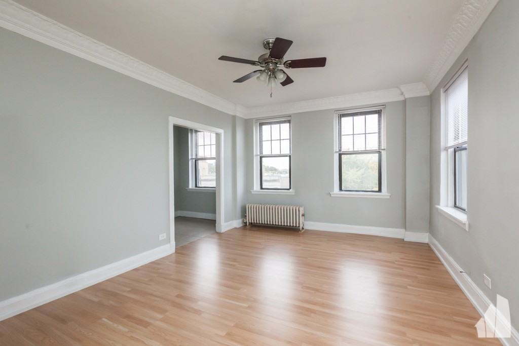 3831 N Fremont St #508 - Photo 3 of 11