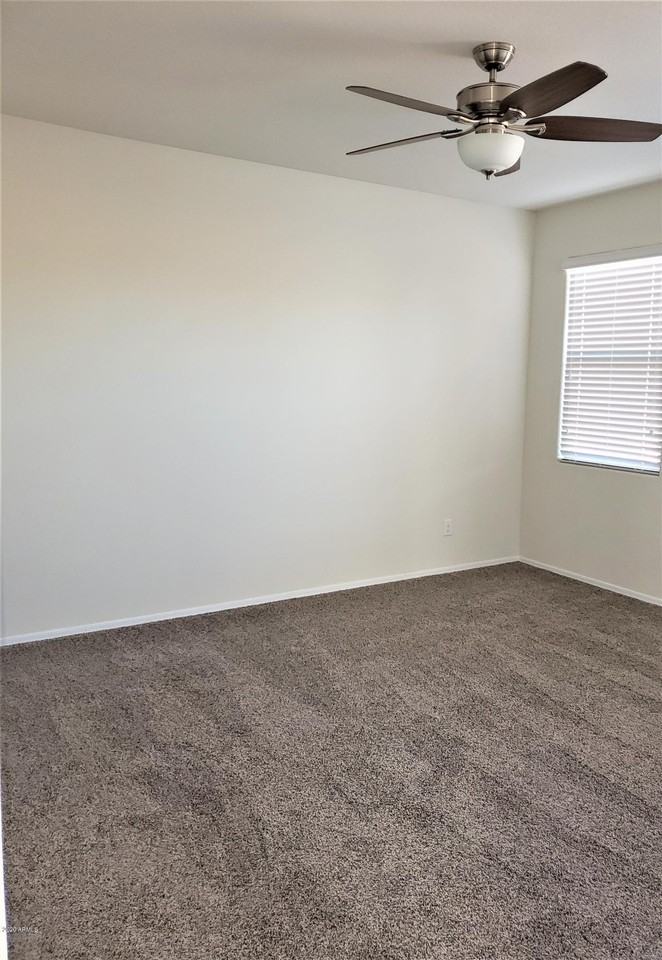 4794 E Chromium Rd - Photo 7 of 16