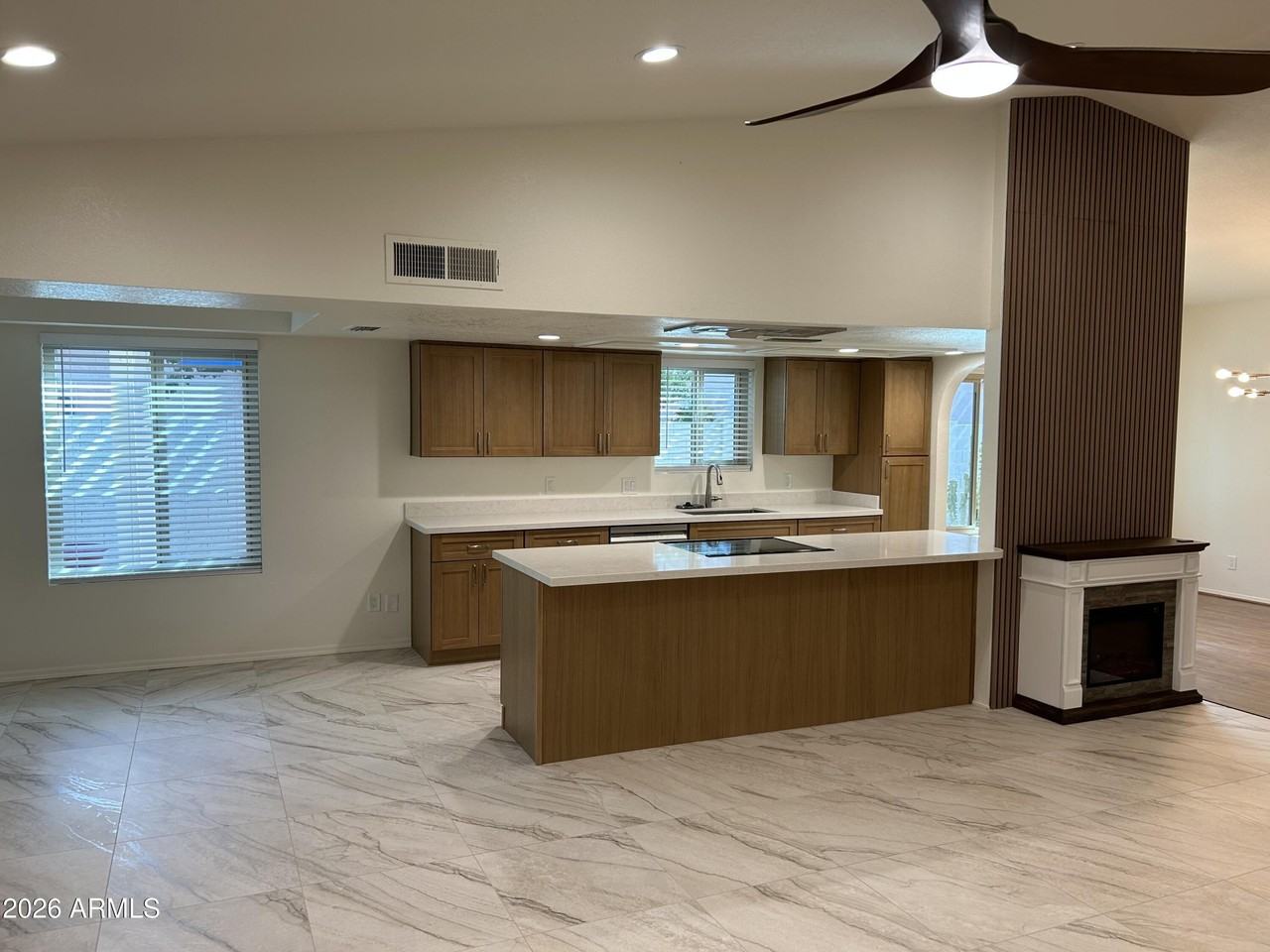 5608 W Lupine Ave - Photo 4 of 29