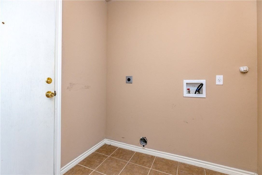 3809 Los Arroyos Dr - Photo 5 of 13