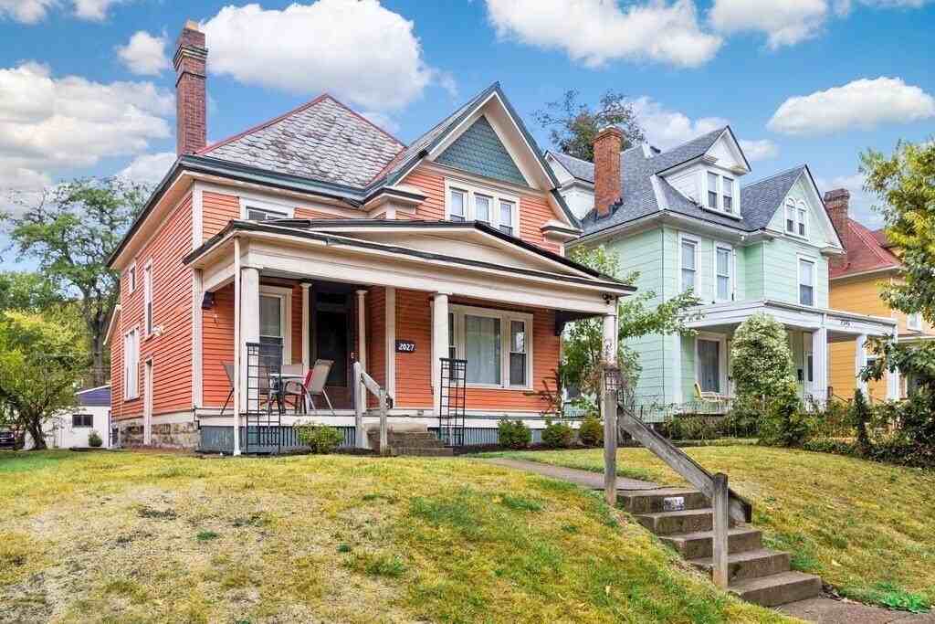 2027 N 4th St - Photo 3 of 35