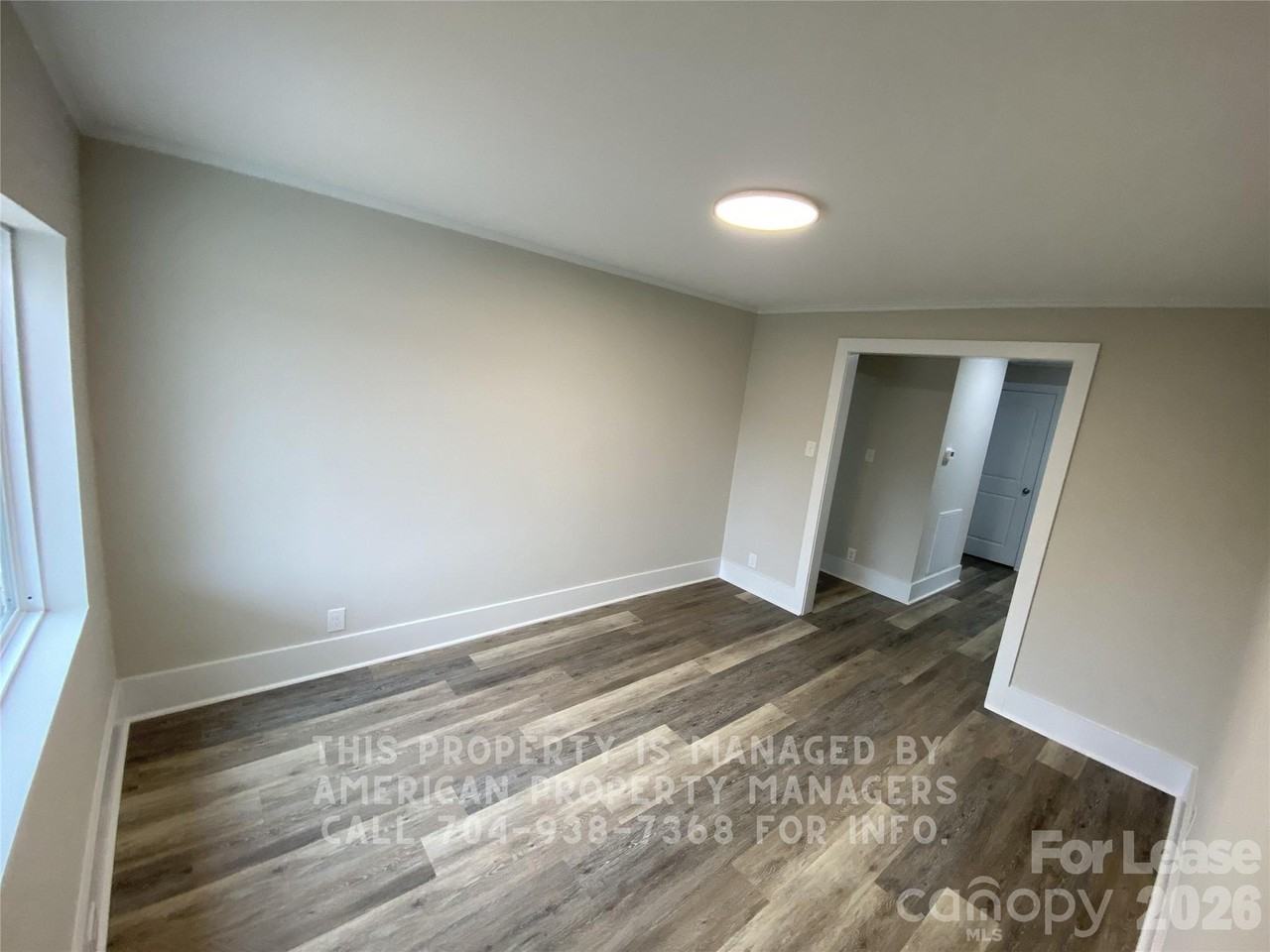 1830 Hollywood Dr - Photo 5 of 9