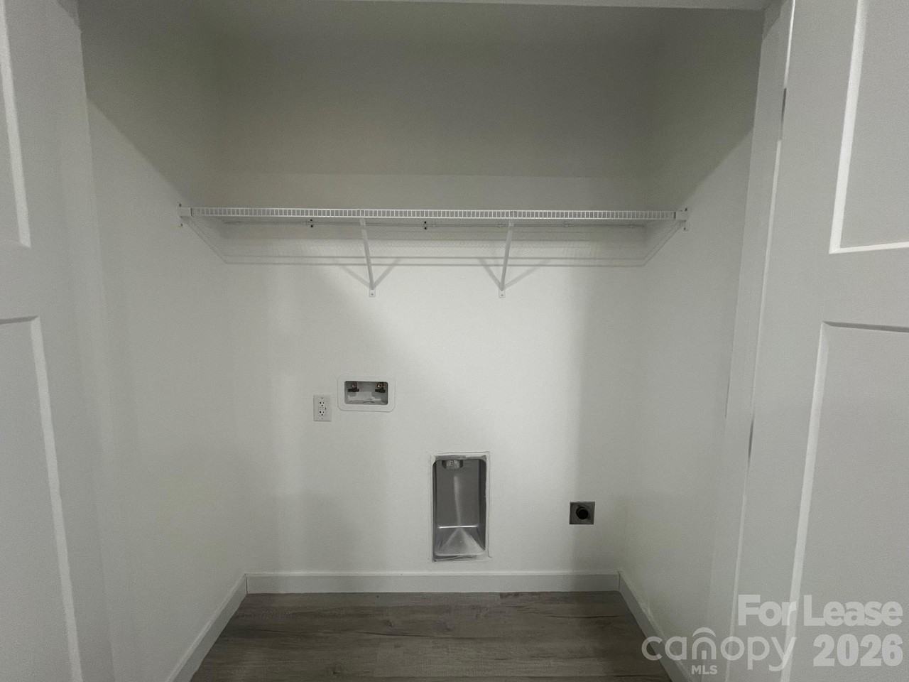 2287 9th Avenue Dr Ne - Photo 4 of 14