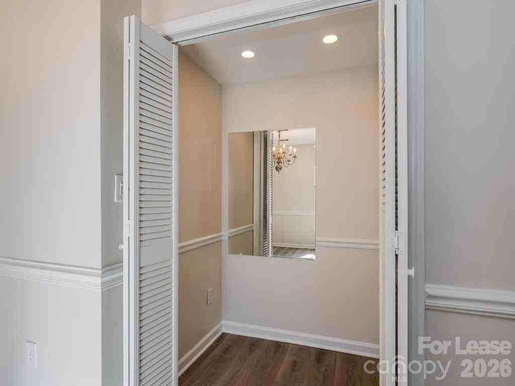 8358 Knights Bridge Rd - Photo 6 of 37