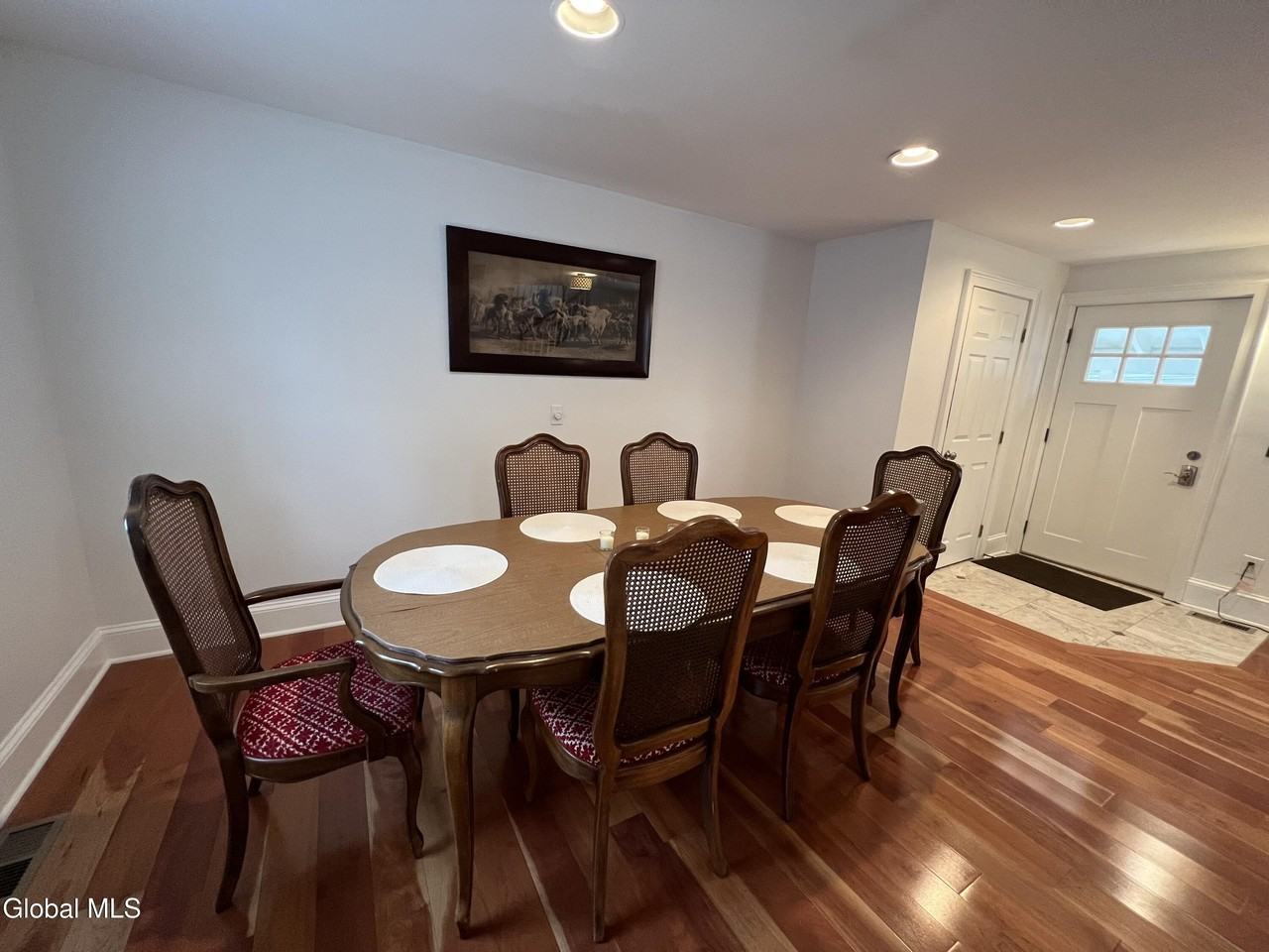 223 Lake Ave Unit 2 - Photo 5 of 10