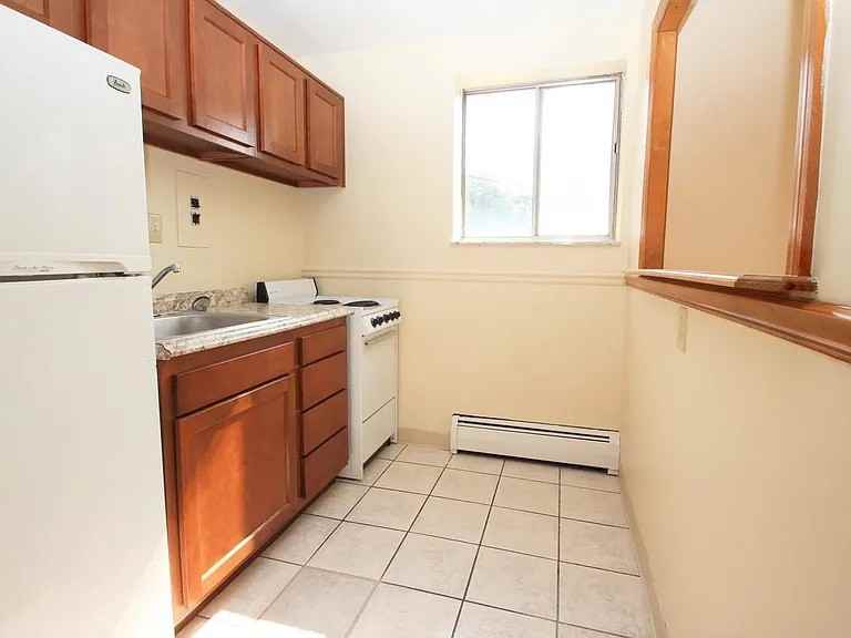 284 MOON CLINTON ROADAPT 18 #18 - Photo 3 of 8