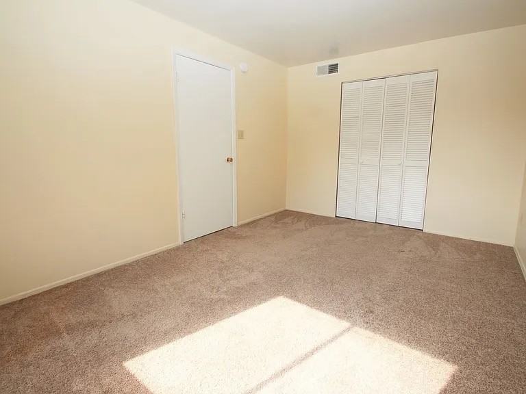 284 MOON CLINTON ROADAPT 18 #18 - Photo 6 of 8