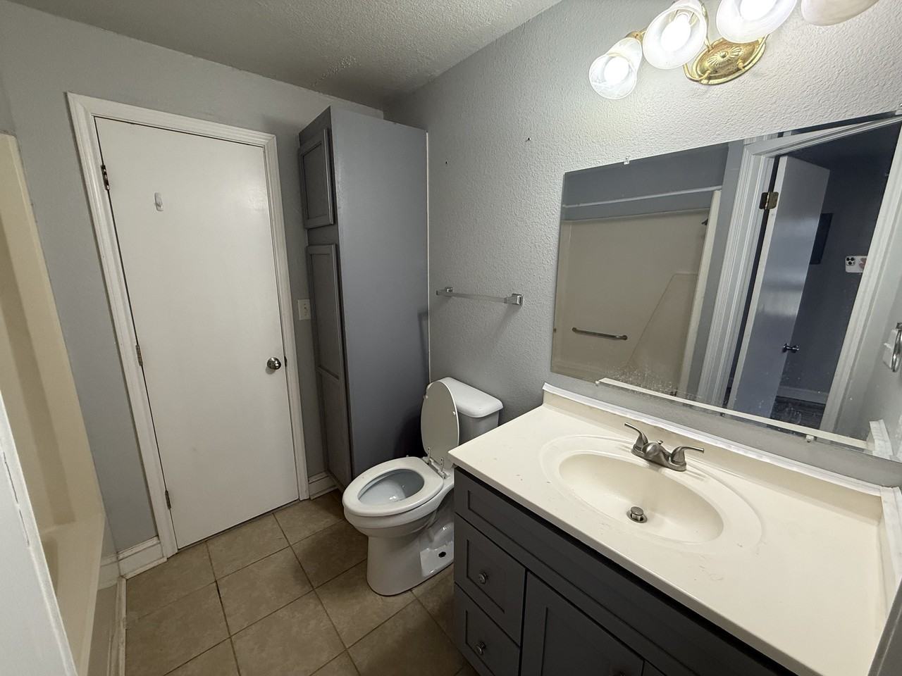 19 Q St Nw #1 - Photo 5 of 7