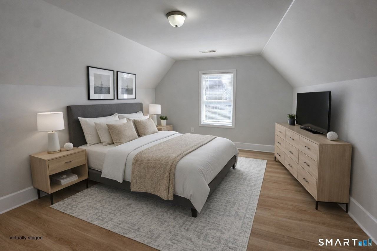 181 Park St Unit 3 - Photo 2 of 16