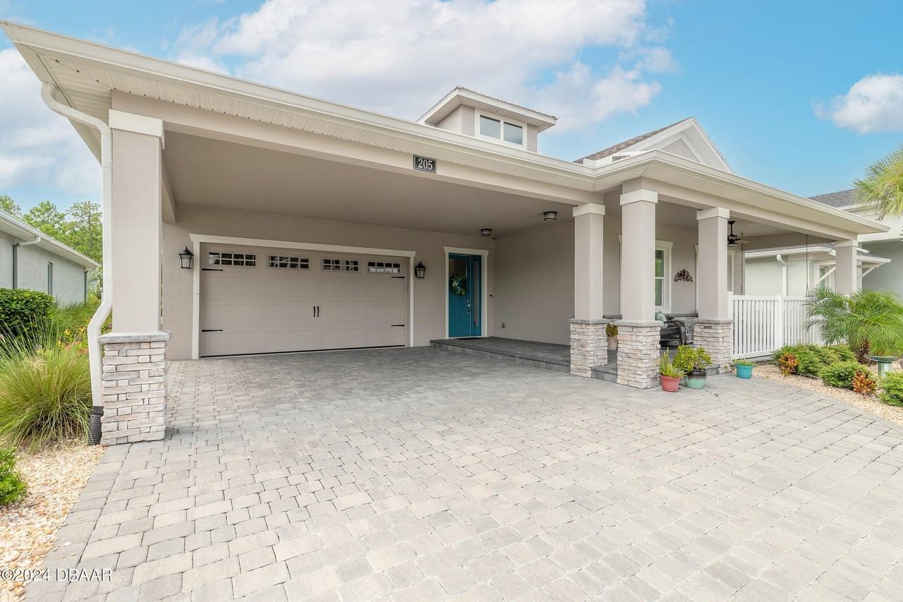 205 Cyan Ave - Photo 3 of 46