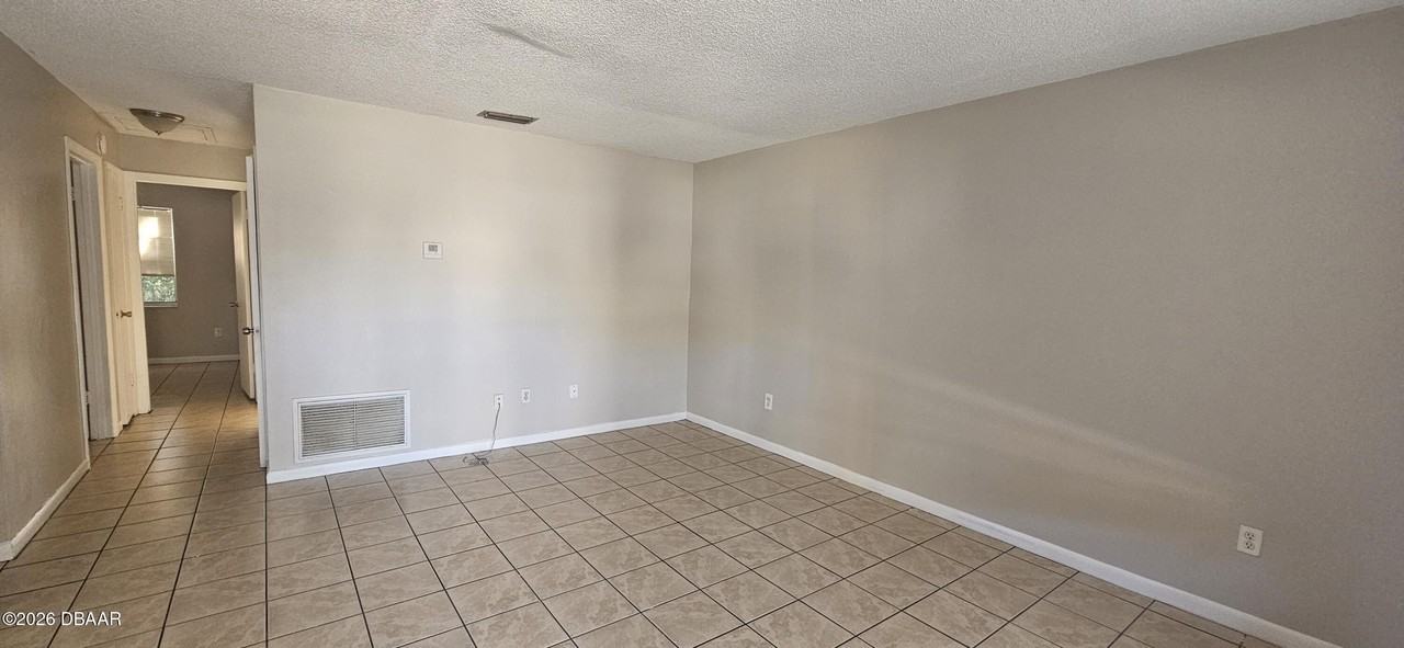 335 S Osceola St - Photo 2 of 9