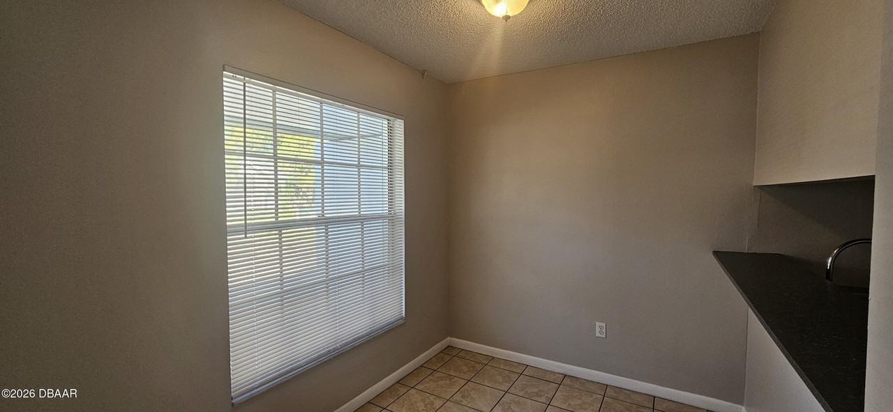 335 S Osceola St - Photo 3 of 9