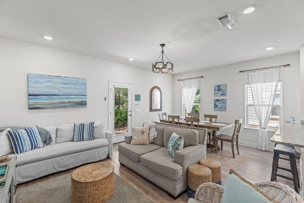 42 Sandy Cove Way - Photo 2 of 42