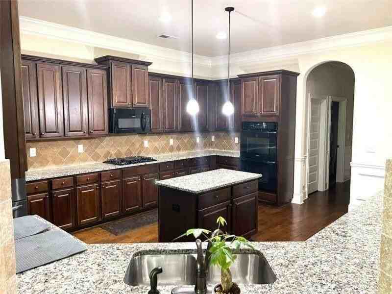 741 Stonebranch Dr - Photo 2 of 23