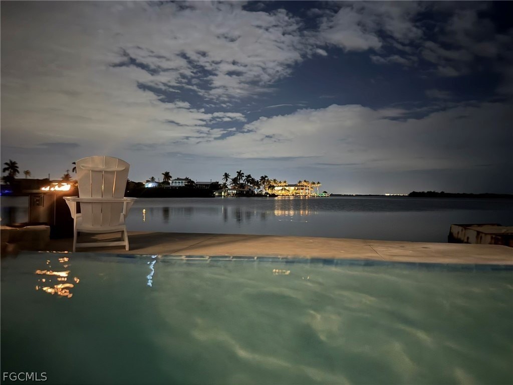 4743 Pine Island Rd Nw - Photo 7 of 34