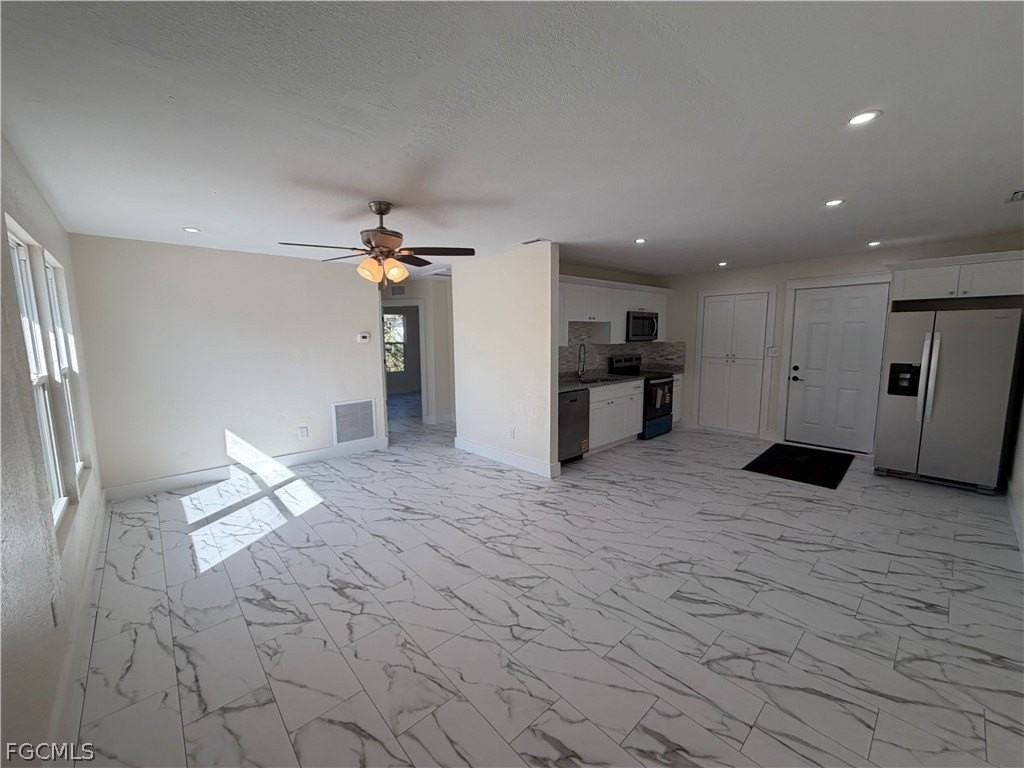 27160 Chula Vista Dr - Photo 2 of 10