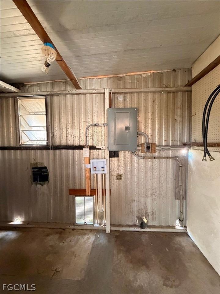 8086 Marx Dr - Photo 4 of 15