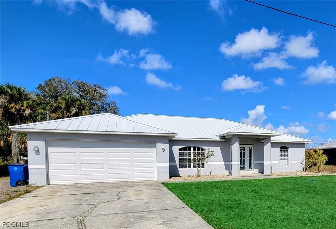 718 Altair Ave - Photo 2 of 19