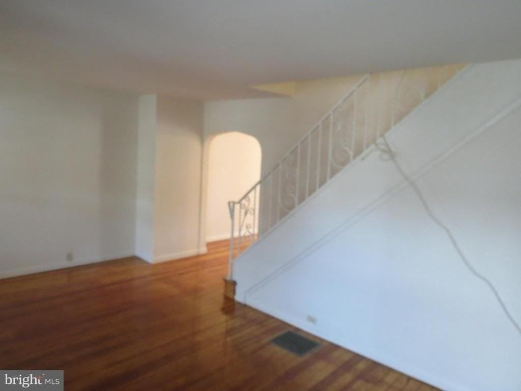 240 Pensdale St - Photo 4 of 23