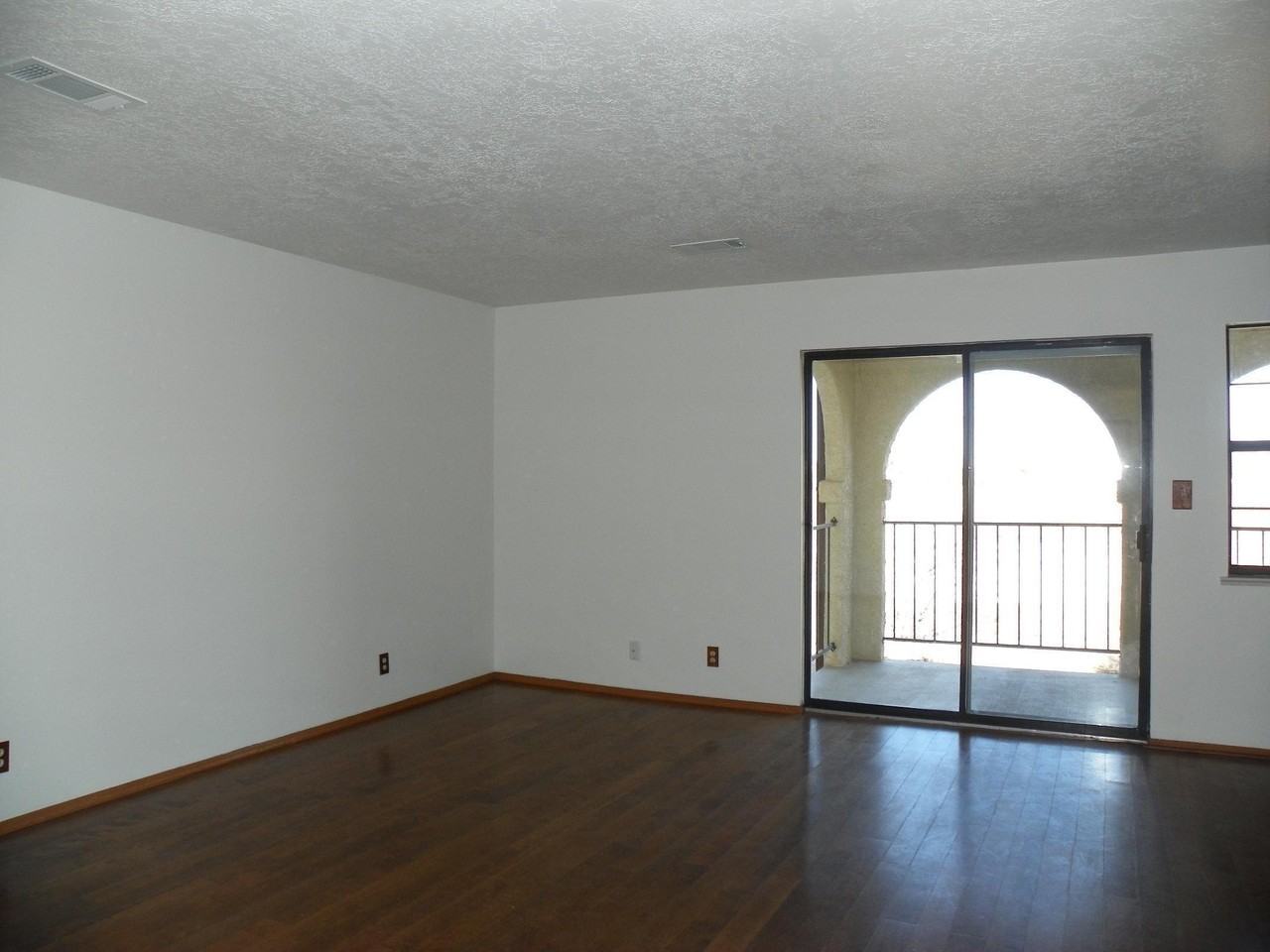 839 Country Club Dr Se Apt 2c - Photo 3 of 16