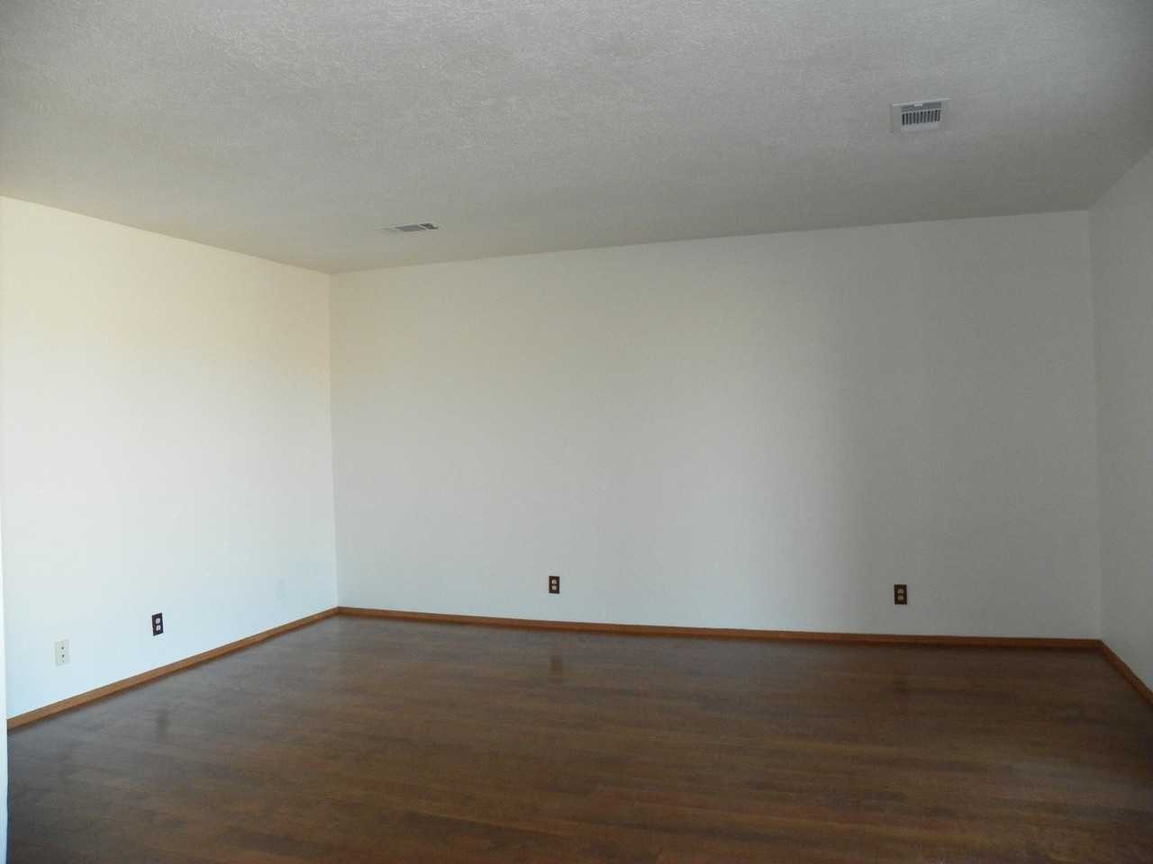 839 Country Club Dr Se Apt 2c - Photo 4 of 16